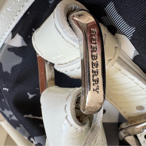 Burberry Black Floral Nova Check Satchel White Patent Leather Made in Italy - Picture 6 of 16